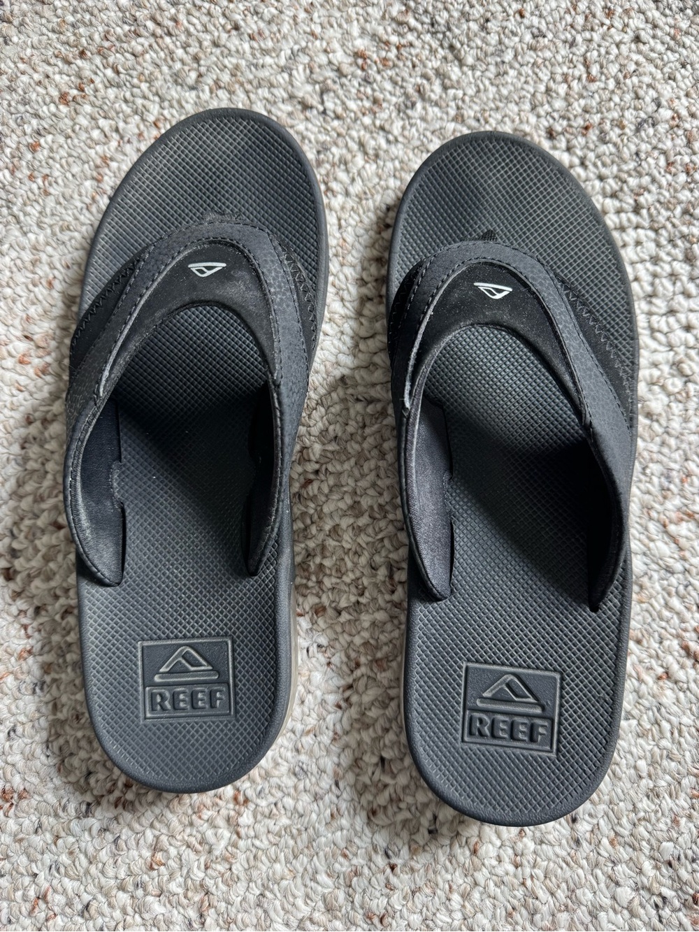 REEF Boys Black Flip Flops Sandals Youth Size 4
